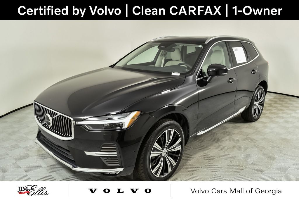 2023 Volvo XC60 Plus's photo