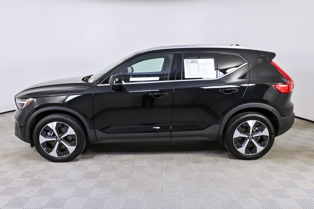 Certified 2025 Volvo XC40 B5 Plus Bright Theme SUV