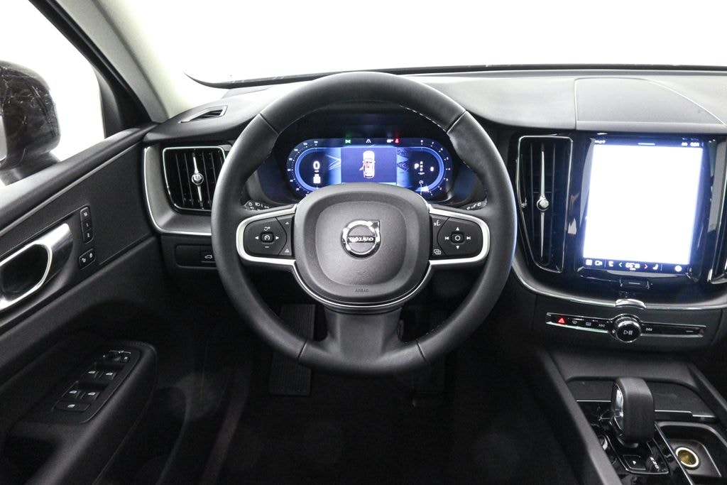 Certified 2025 Volvo XC60 B5 Core SUV