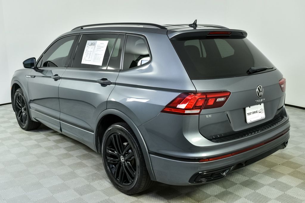 2022 Volkswagen Tiguan SE R-Line Black photo 3