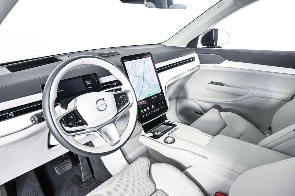 Certified 2025 Volvo EX90 Twin Motor Ultra 7-Seater SUV
