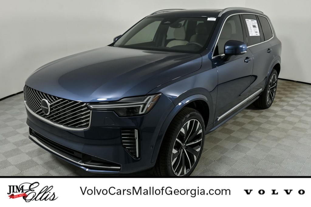 2026 Volvo XC90 Plus's photo