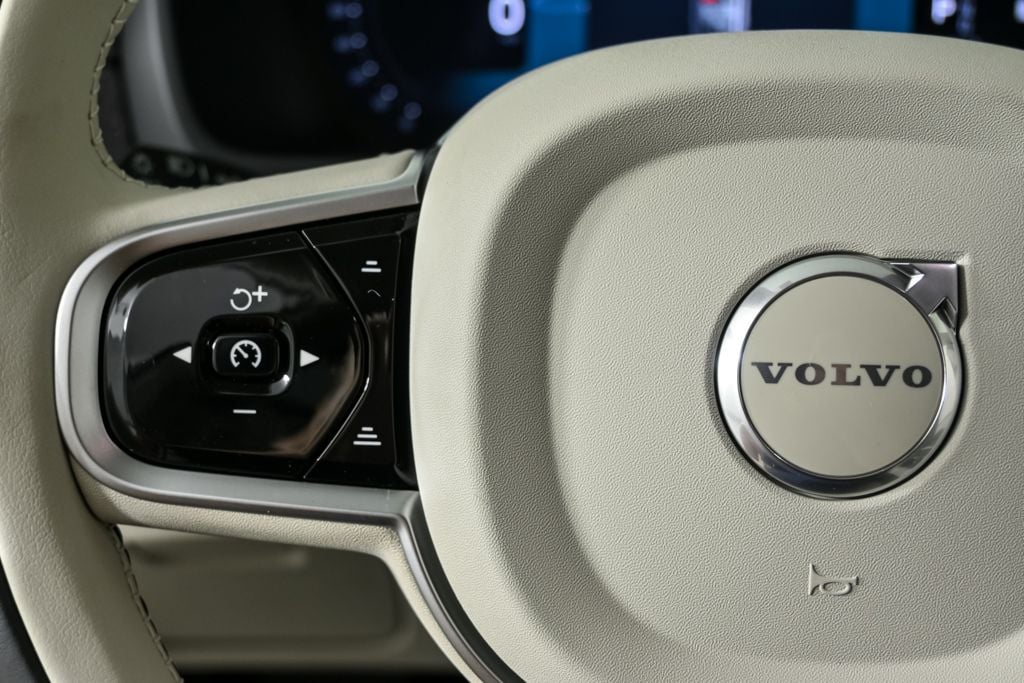2026 Volvo XC90 Ultra - Photo 10
