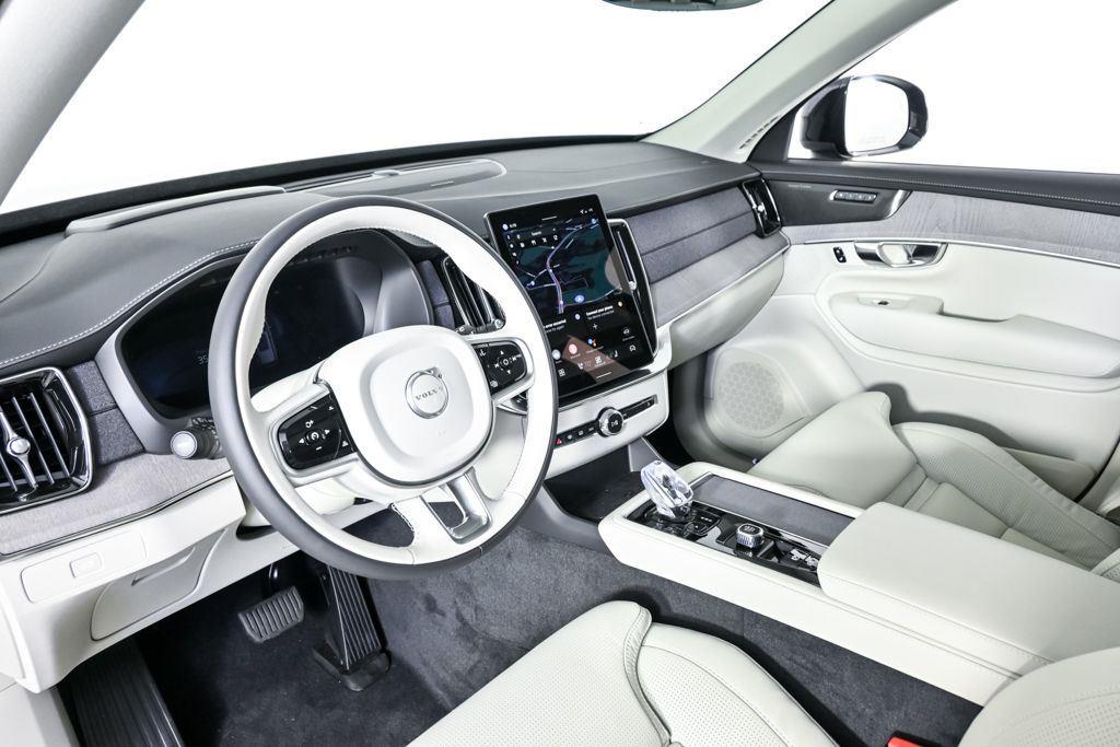 2026 Volvo XC90 Ultra - Photo 3