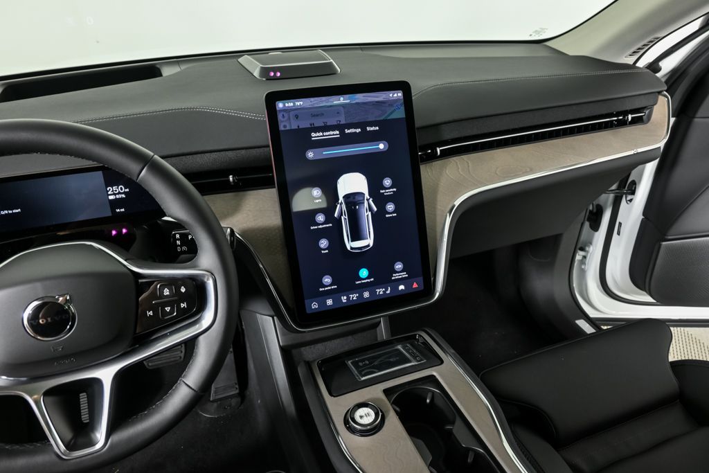 2025 Volvo EX90 Plus - Photo 13