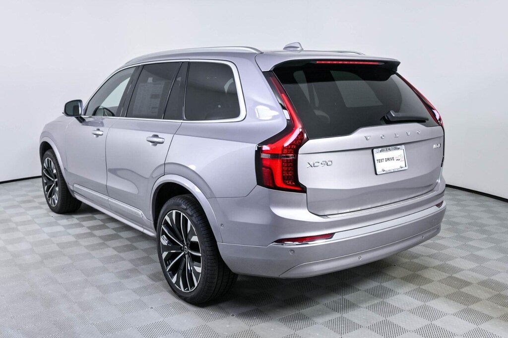 New 2026 Volvo XC90 B6 Plus 7-Seater SUV