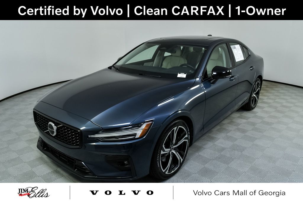 2023 Volvo S60 Core's photo