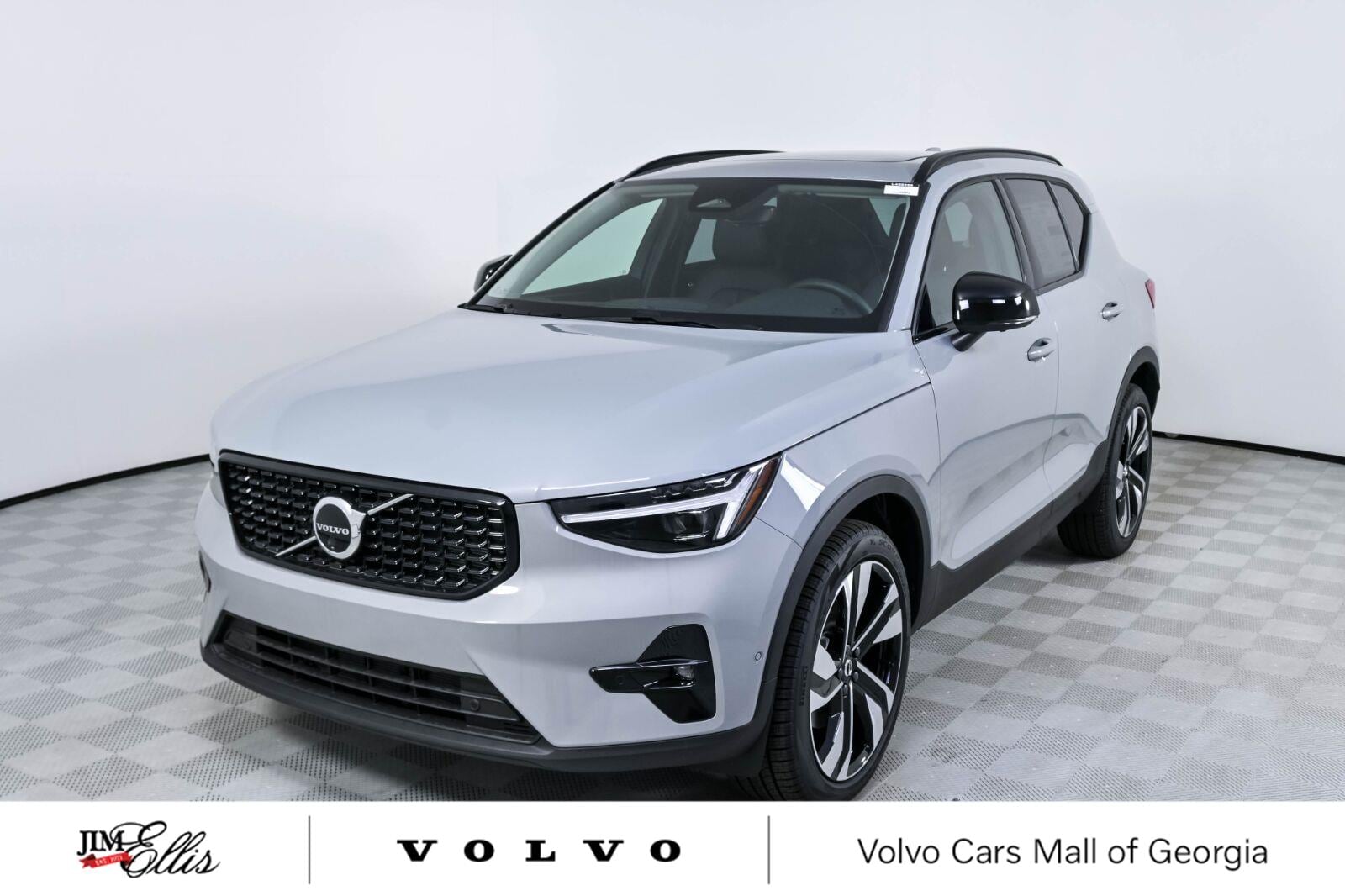 2026 Volvo XC40