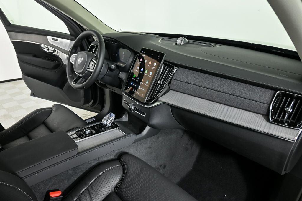 2026 Volvo XC90 Ultra - Photo 25