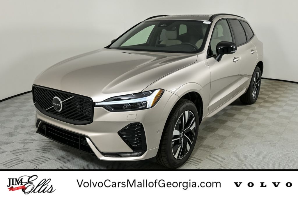 2026 Volvo XC60 Plus's photo