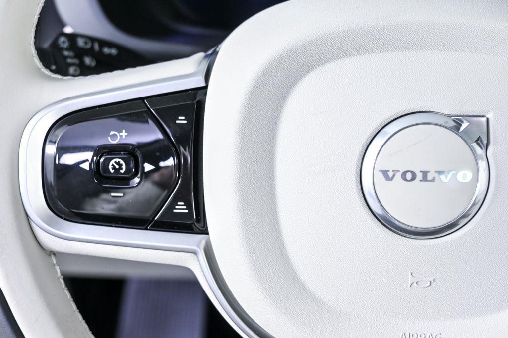 2026 Volvo XC60 Ultra - Photo 10