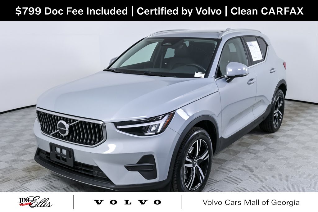 2025 Volvo XC40 B5 Core Bright Theme SUV