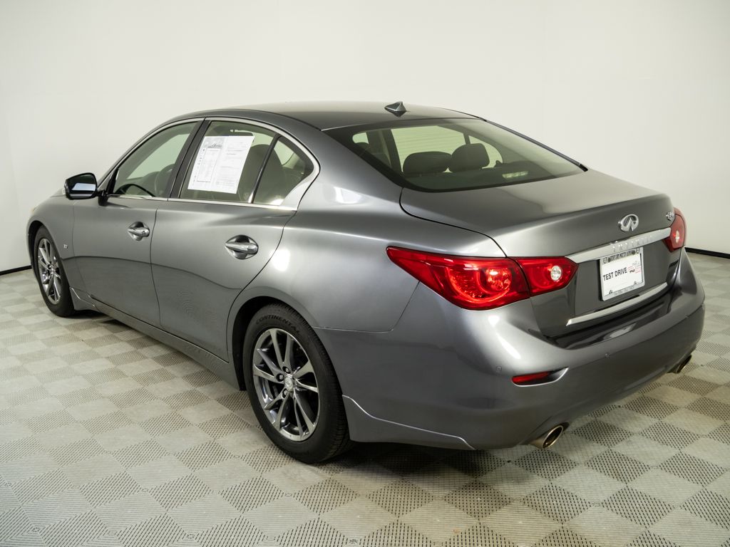 2015 Infiniti Q50 Premium photo 3