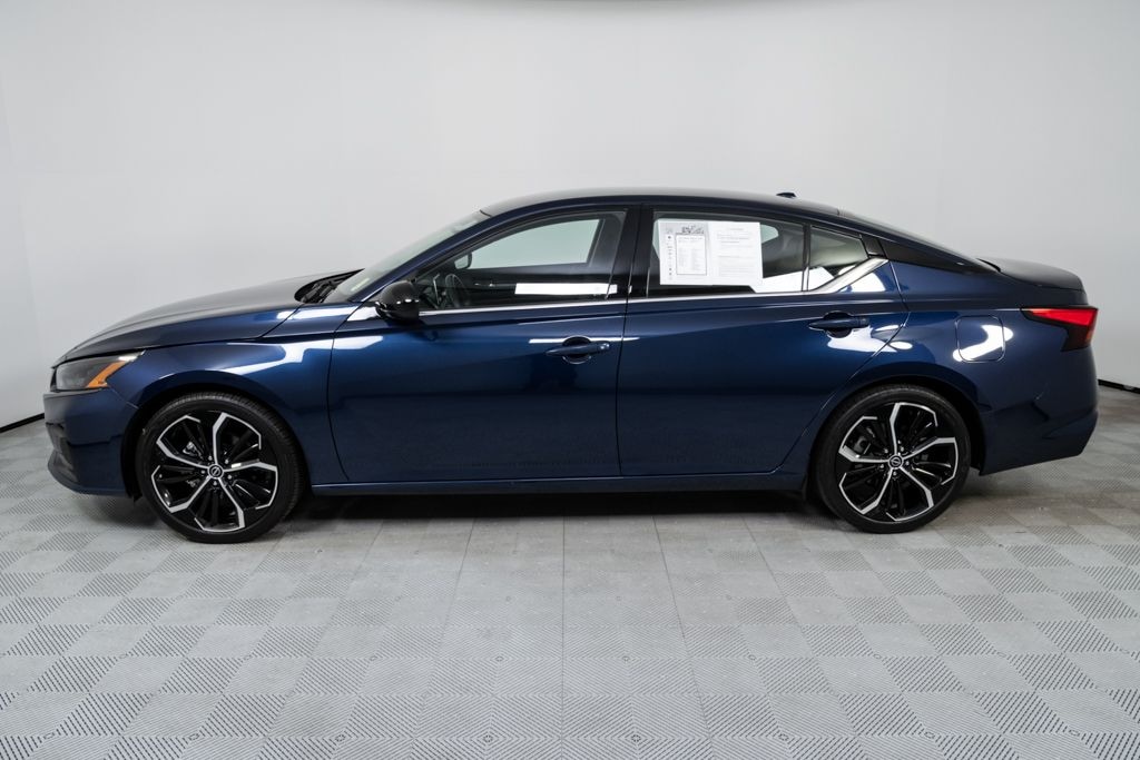 Used 2024 Nissan Altima 2.5 SR Sedan