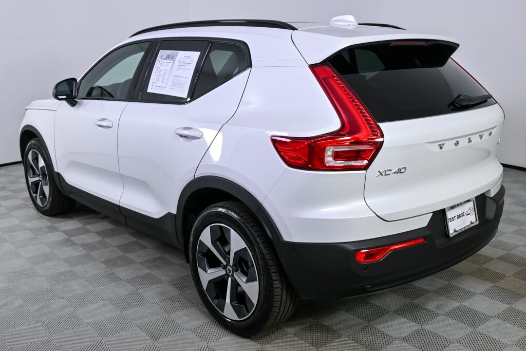 Certified 2026 Volvo XC40 B5 Plus SUV