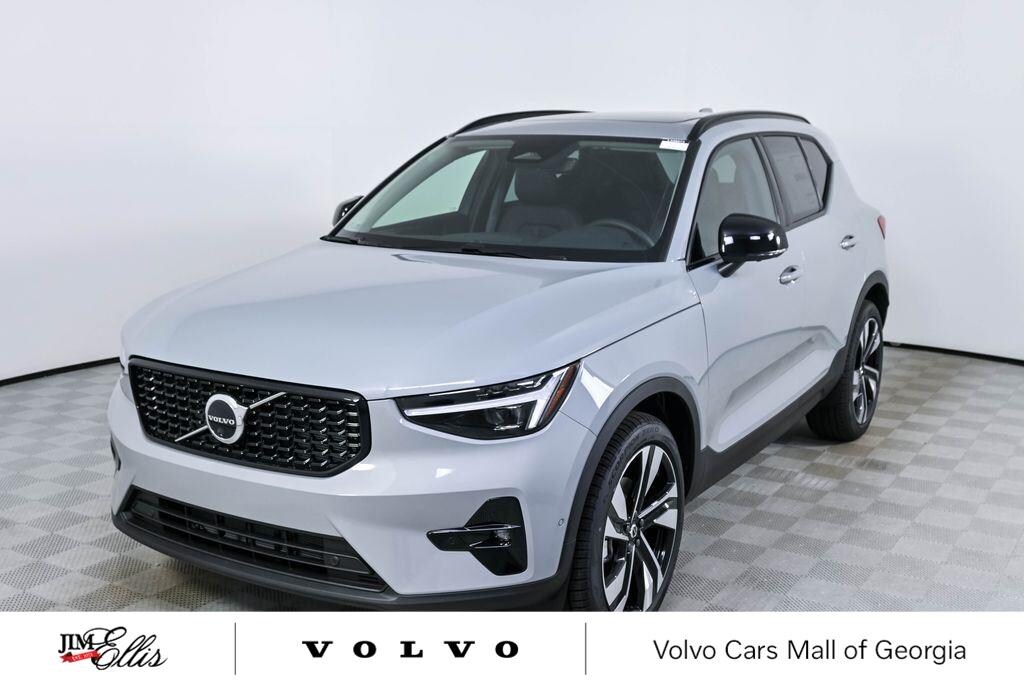 New 2026 Volvo XC40 B5 Ultra SUV