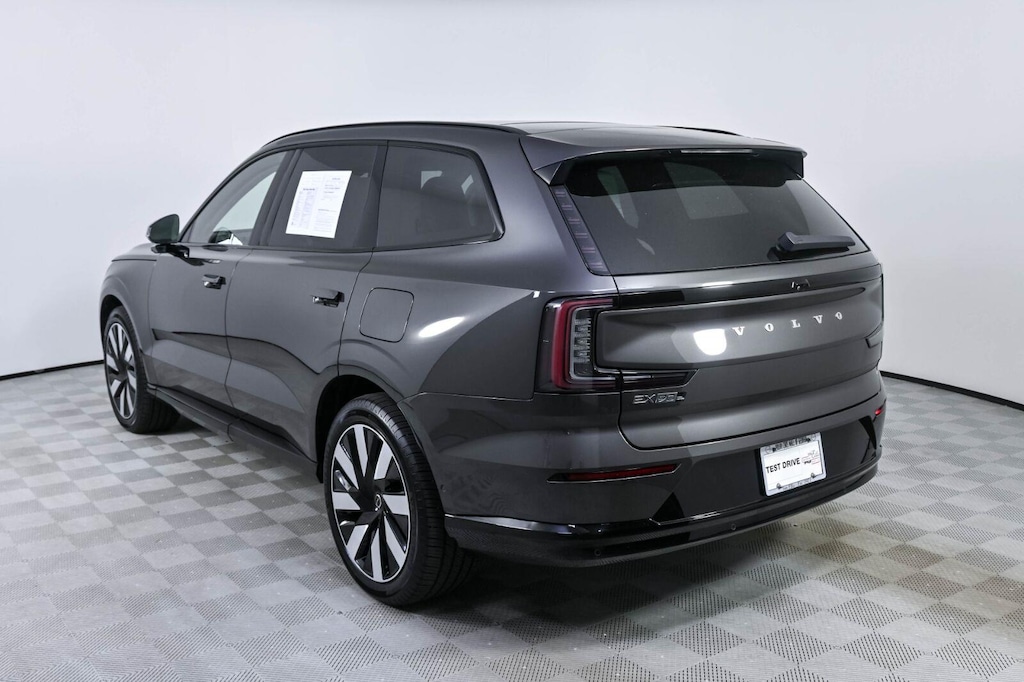 Certified 2025 Volvo EX90 Twin Motor Ultra 7-Seater SUV