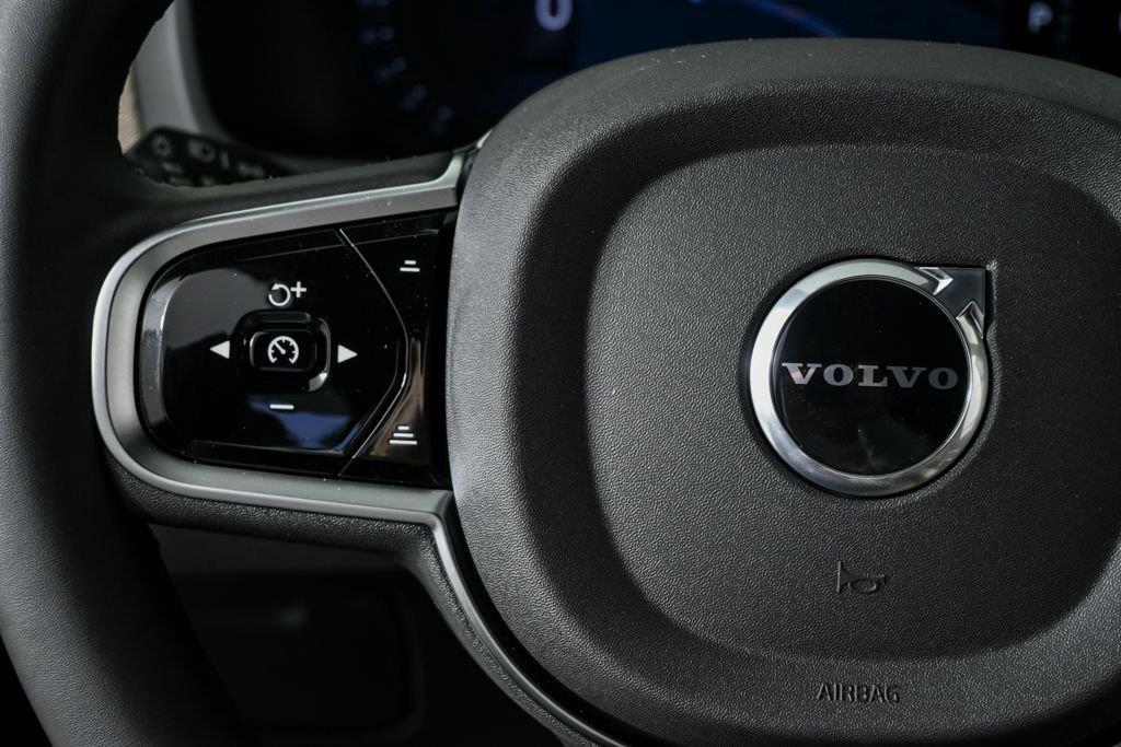 2026 Volvo XC90 Plus - Photo 12