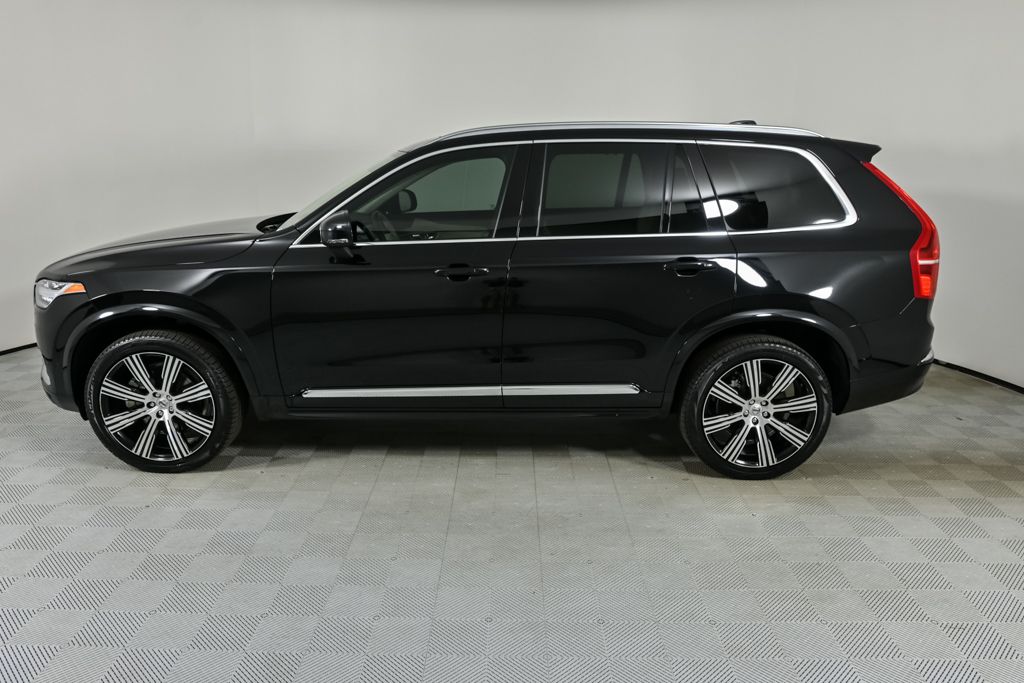 2023 Volvo XC90 AWD Ultimate photo 2