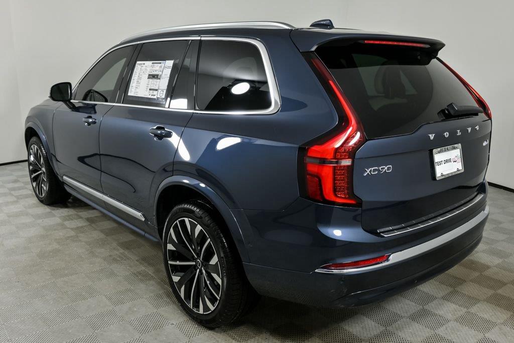 2026 Volvo XC90 Plus - Photo 4