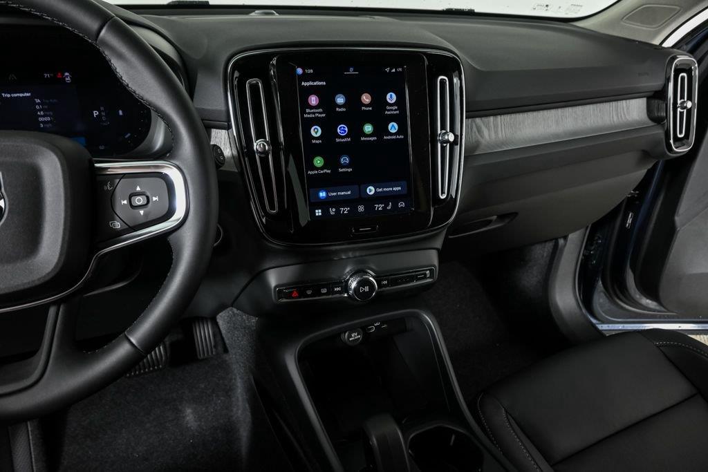 2026 Volvo XC40 Core - Photo 14