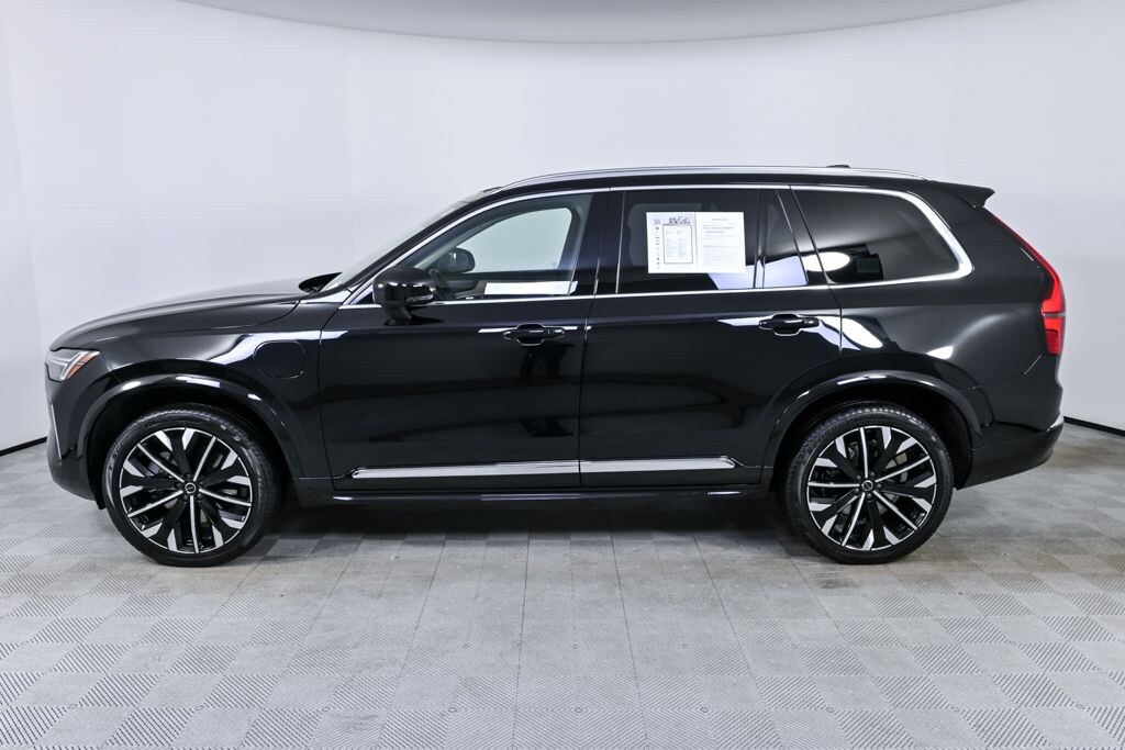 Certified 2025 Volvo XC90 plug-in hybrid T8 (2025.5) Plus 7-Seater SUV