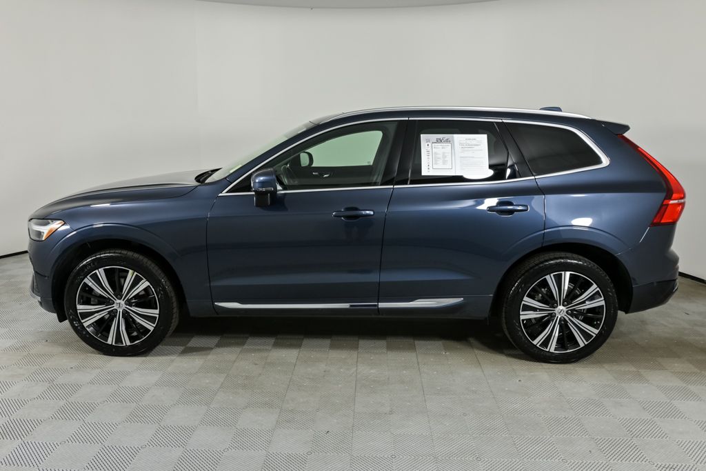 2022 Volvo XC60 Inscription photo 2