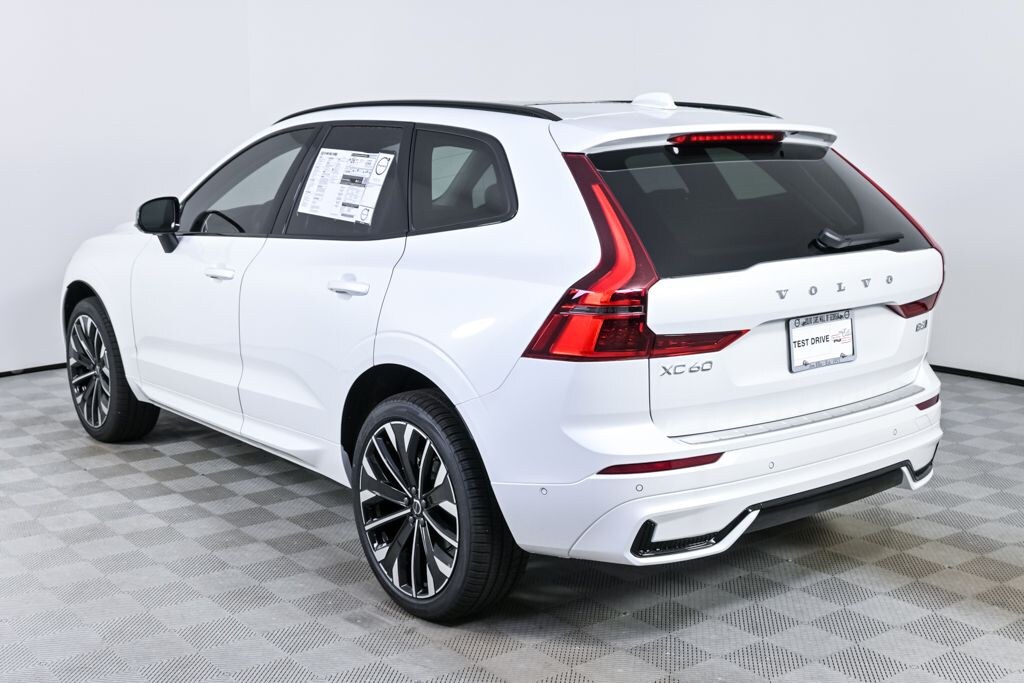 New 2026 Volvo XC60 B5 Ultra SUV