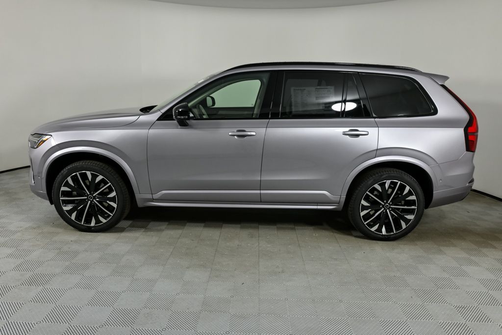 2026 Volvo XC90 photo 2