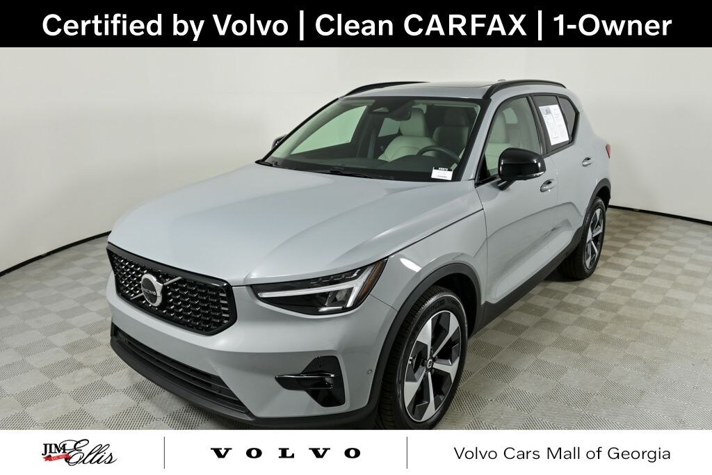 Certified 2025 Volvo XC40 B5 Plus Dark Theme SUV