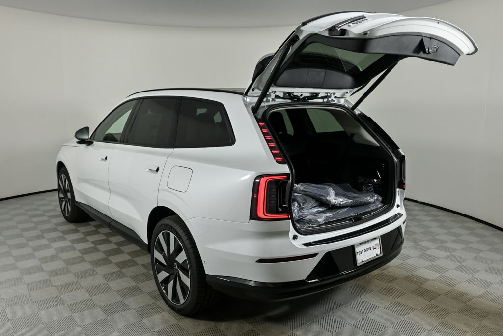 2025 Volvo EX90 Plus - Photo 34