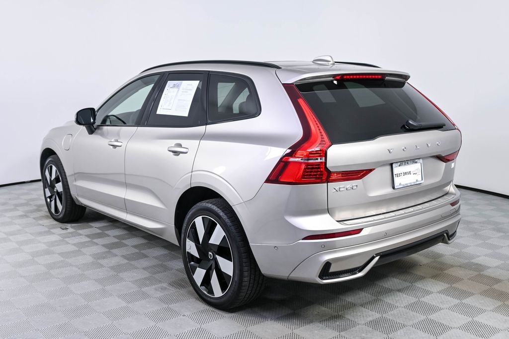 Certified 2024 Volvo XC60 plug-in hybrid T8 Ultimate Dark SUV