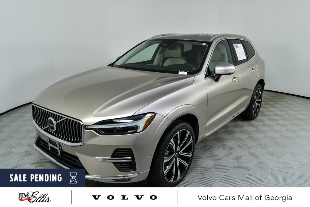 2023 Volvo XC60 Ultimate's photo