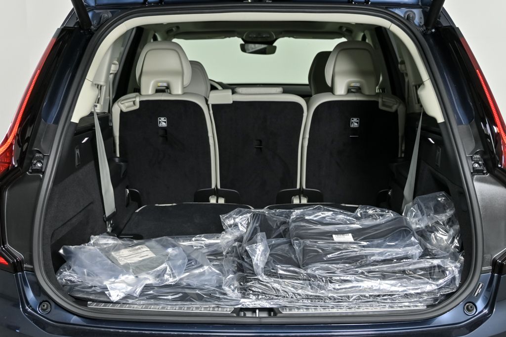 2026 Volvo XC90 Ultra - Photo 31