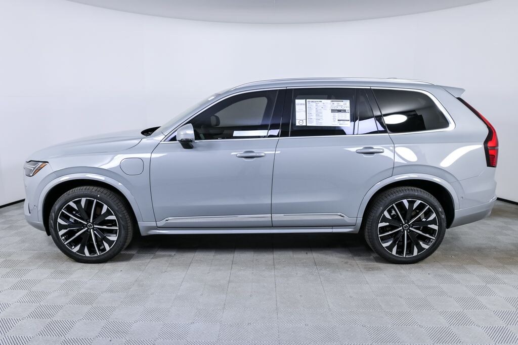 New 2026 Volvo XC90 plug-in hybrid T8 Plus 7-Seater SUV