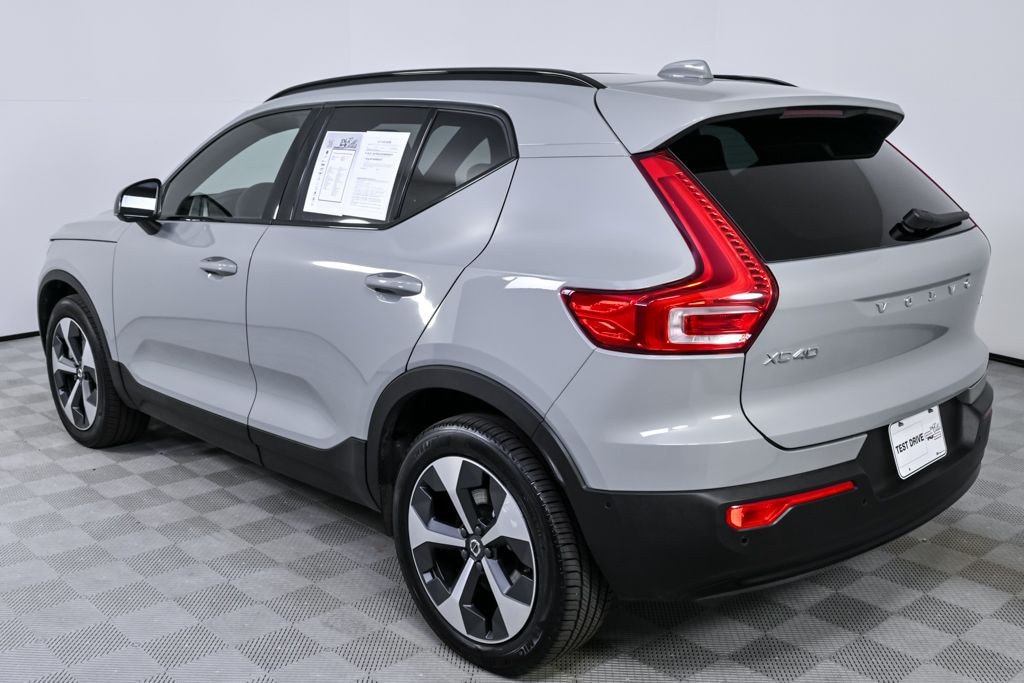 Certified 2025 Volvo XC40 B5 Plus Dark Theme SUV