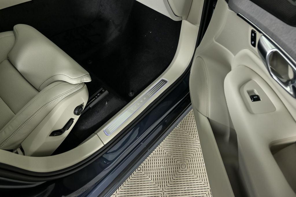 2026 Volvo XC90 Ultra - Photo 26