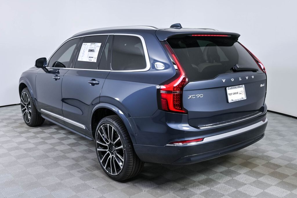 New 2026 Volvo XC90 B6 Plus 7-Seater SUV