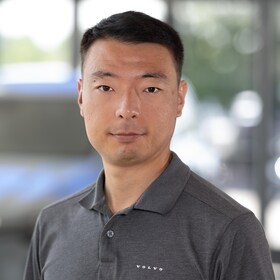 Staff member Ryan Jang from ID_90fbe5832709