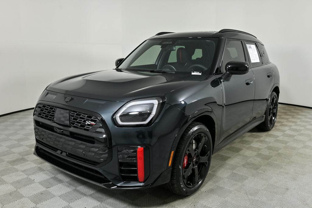 2026 MINI Countryman John Cooper Works's photo