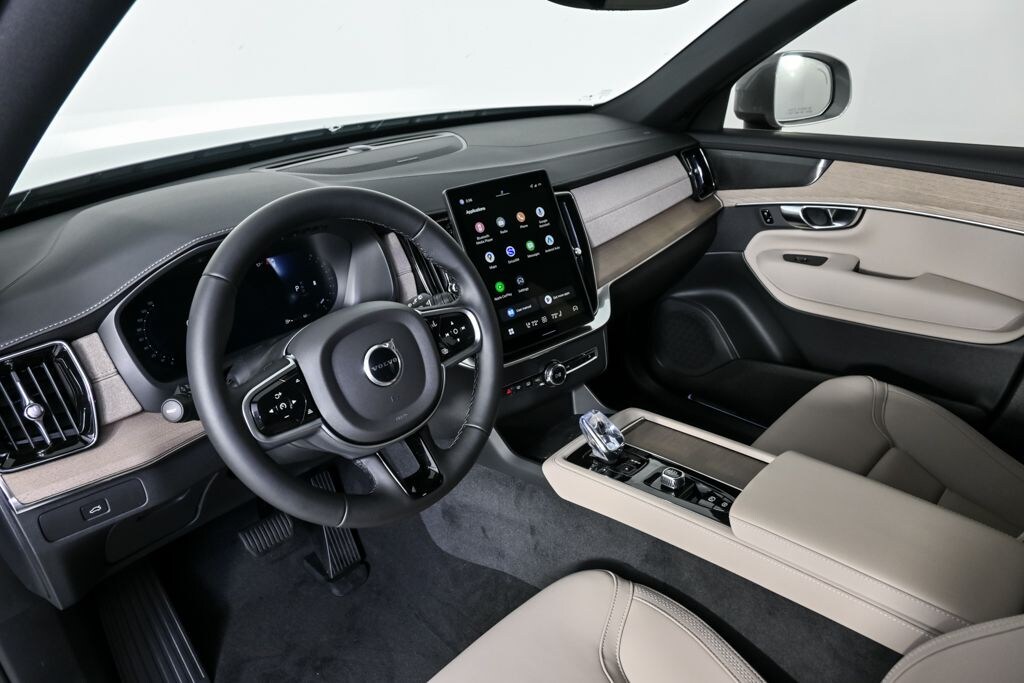 New 2026 Volvo XC90 B6 Plus 7-Seater SUV