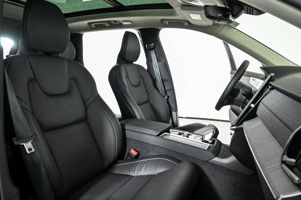 2026 Volvo XC90 Ultra - Photo 24