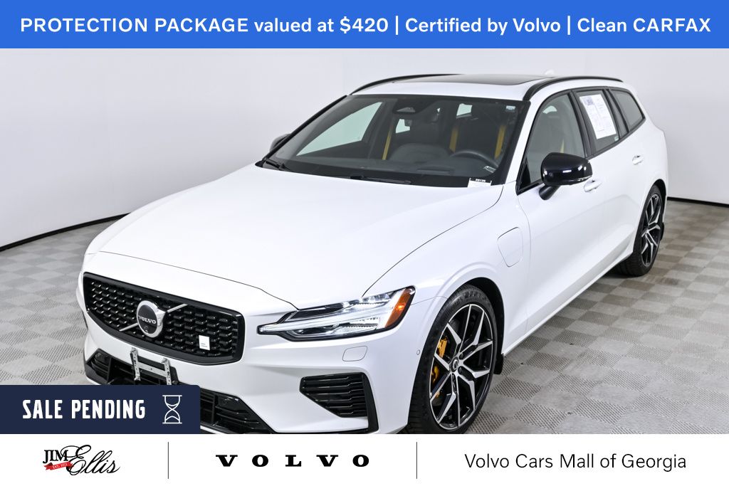Used 2024 Volvo V60 plug-in hybrid For Sale at Volvo Cars Mall of
