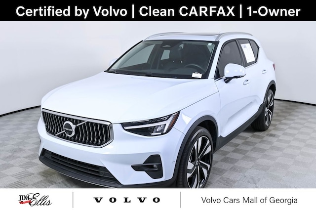 2025 Volvo XC40 B5 Plus Bright Theme SUV