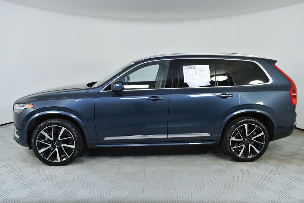 2024 Volvo XC90 Plus photo 2