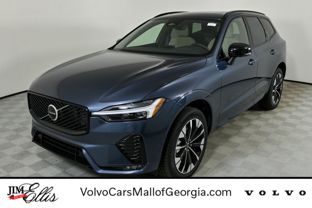2026 Volvo XC60 Plus's photo
