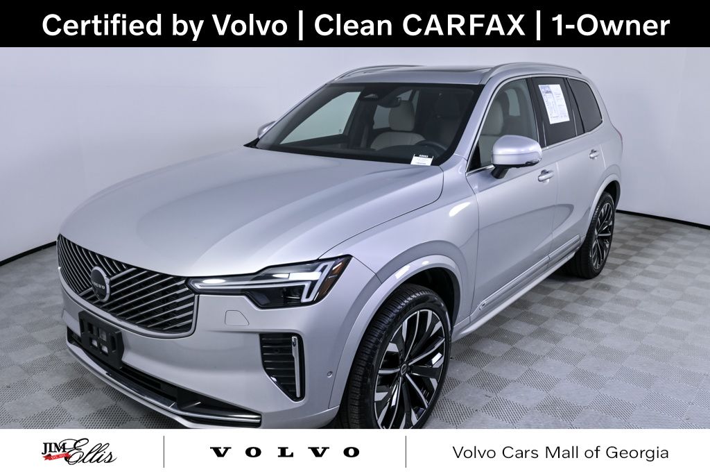 2025 Volvo XC90 Plus's photo
