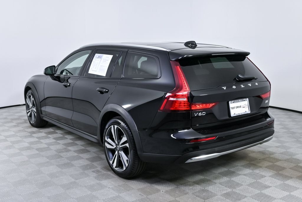 Certified 2025 Volvo V60 Cross Country B5 Plus Wagon
