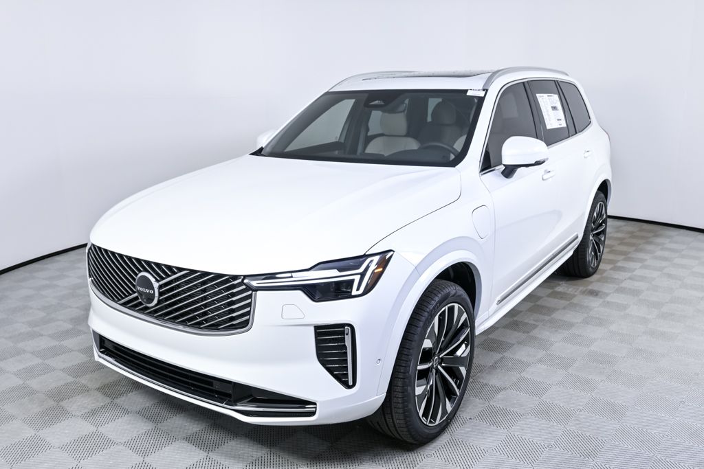 2026 Volvo XC90 T8 Recharge Plus Bright 7-Seat 4WD's photo