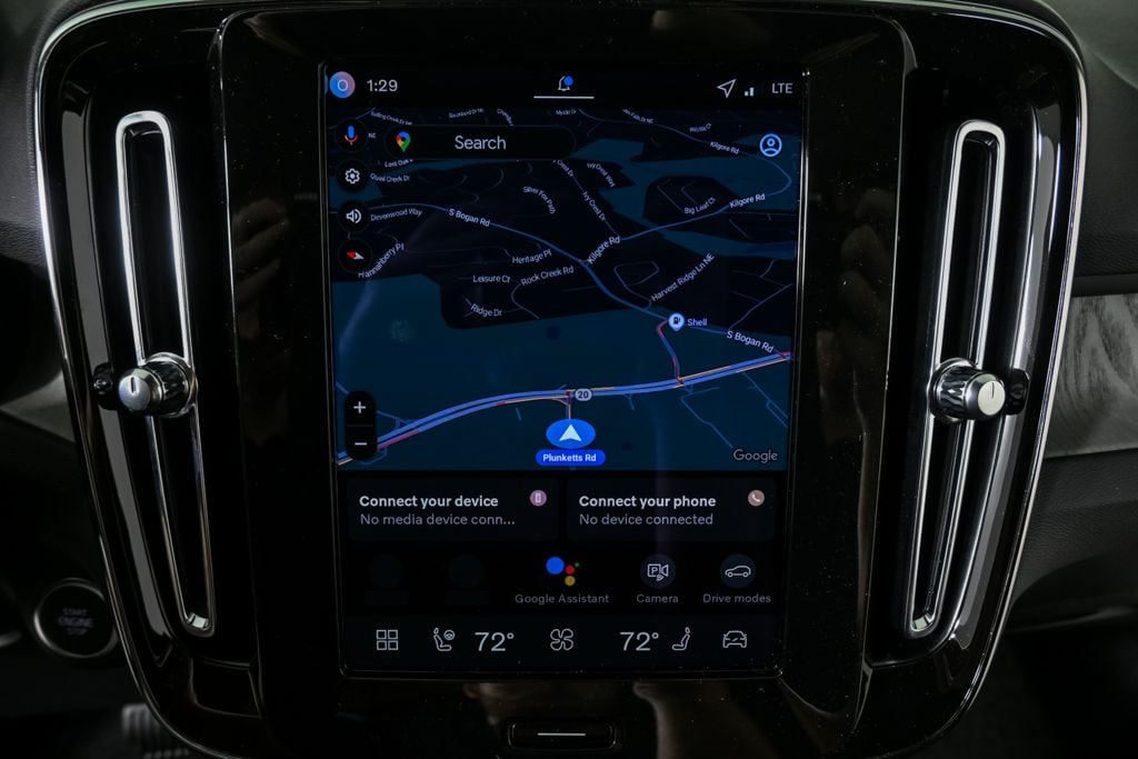 2026 Volvo XC40 Core - Photo 16